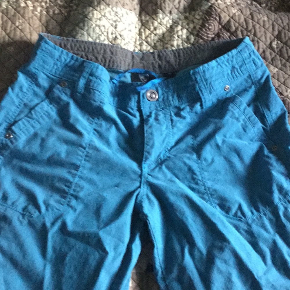 Kuhl capris size 6
